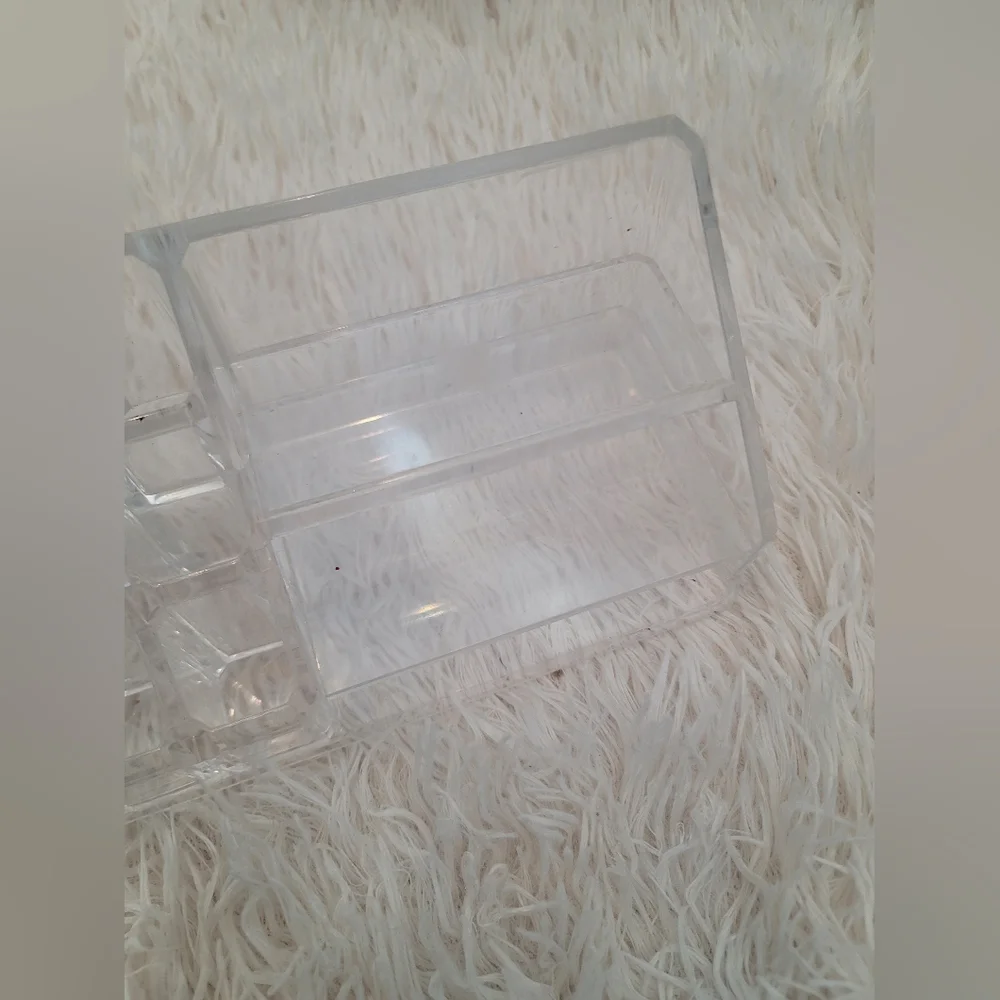 Ross used acrylic